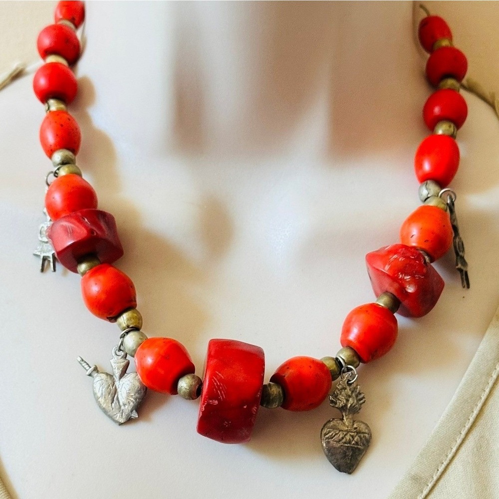 VTG BOHO Flaming Heart Red bamboo Coral Necklace Beaded Choker Chunky Silver 17"